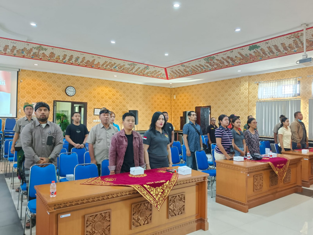 Rapat Pleno Terbuka Rekapitulasi Daftar Pemilih Hasil Pemutakhiran (DPHP) di Desa Dalung